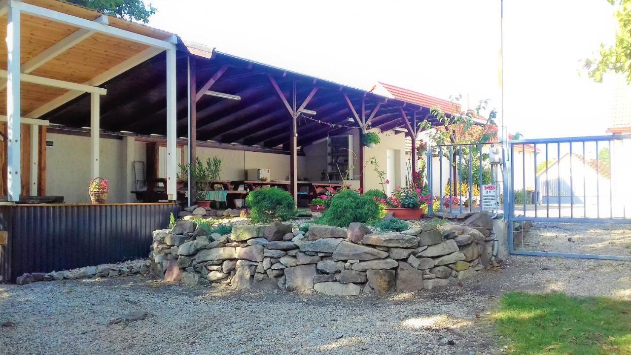 Hotel Kristaly Vendeghaz Bogács Exterior foto